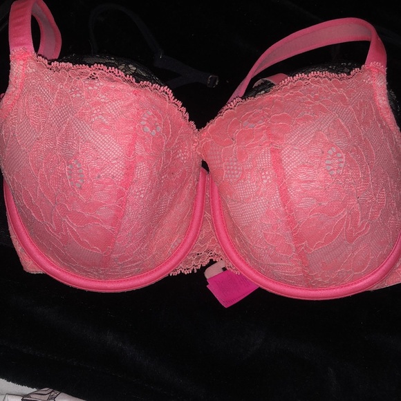 Ladies Bras - Picture 3 of 6